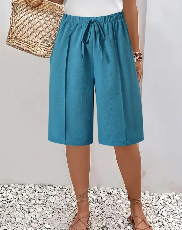 Lina | Elegant Comfortable Short