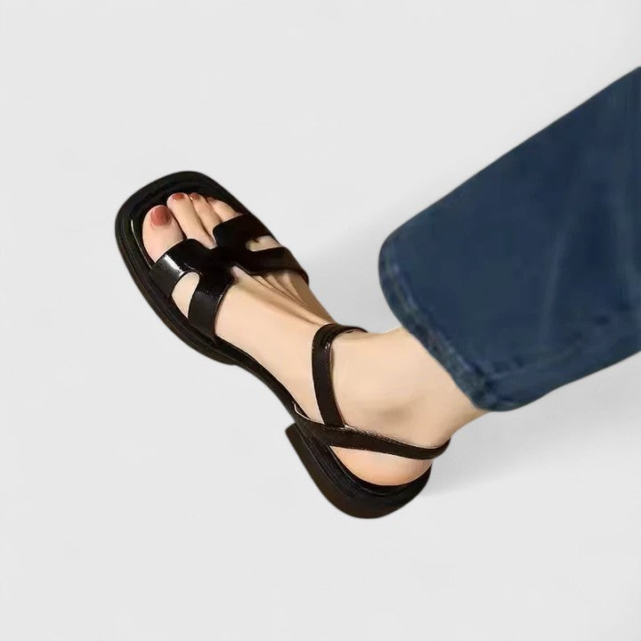Dianne | Sophisticated Flat Sandals