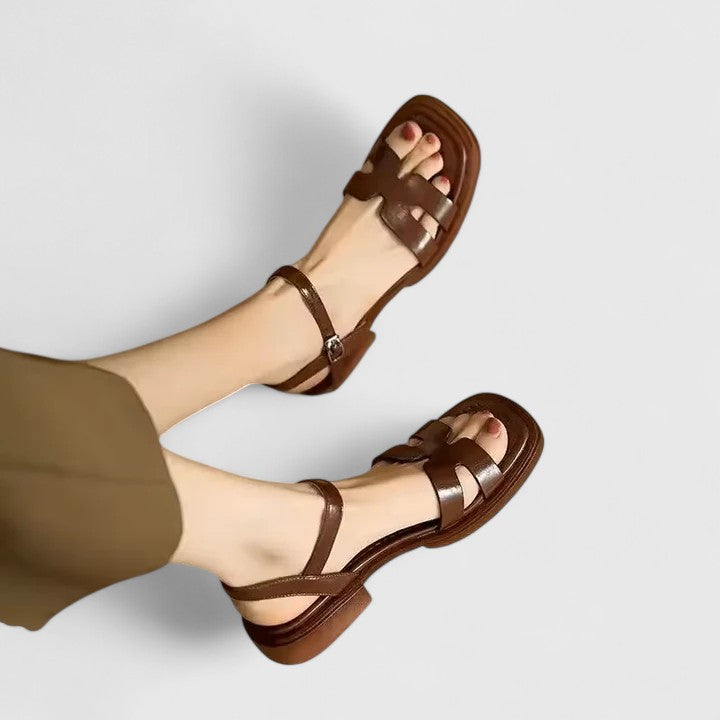 Dianne | Sophisticated Flat Sandals